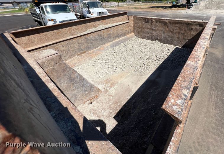 image for item JX9314 1991 Chevrolet Kodiak C5500  dump truck