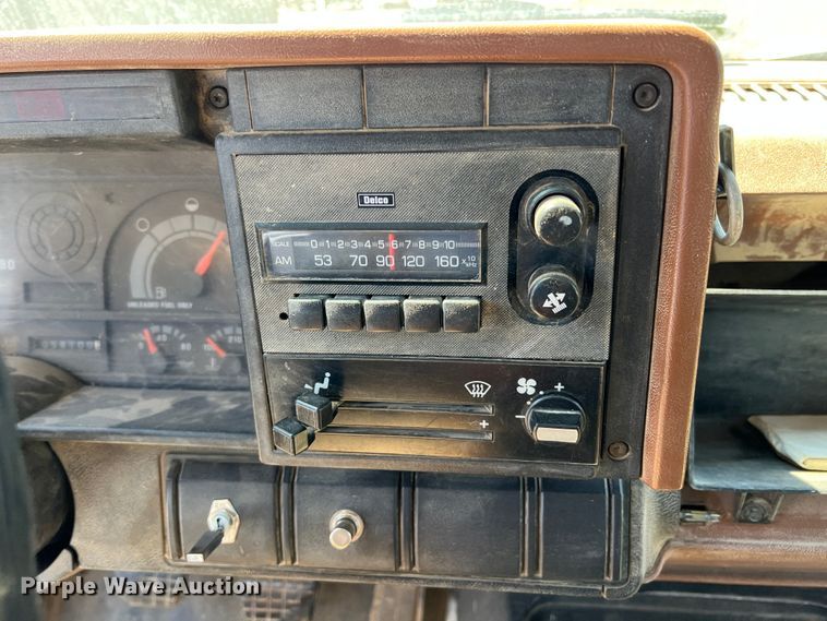 image for item JX9314 1991 Chevrolet Kodiak C5500  dump truck