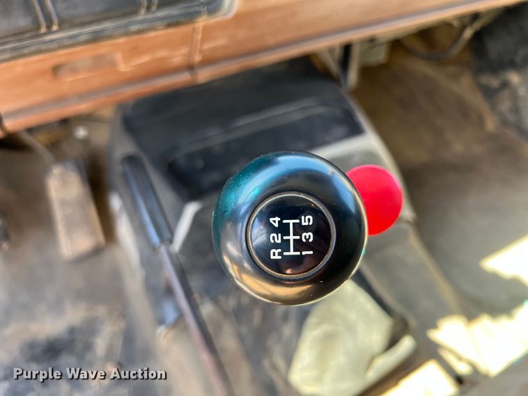 image for item JX9314 1991 Chevrolet Kodiak C5500  dump truck