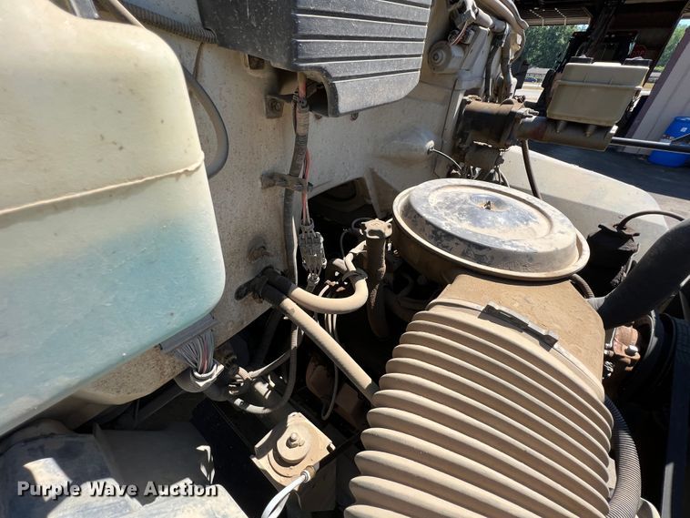 image for item JX9314 1991 Chevrolet Kodiak C5500  dump truck