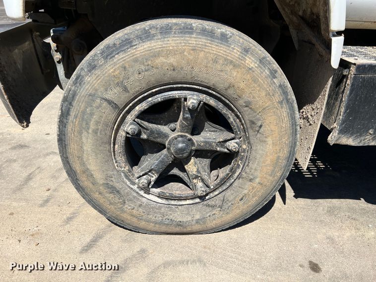 image for item JX9314 1991 Chevrolet Kodiak C5500  dump truck