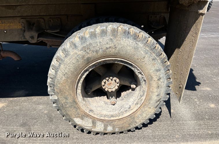 image for item JX9314 1991 Chevrolet Kodiak C5500  dump truck