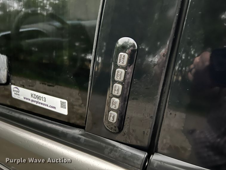 image for item KD9013 2008 Ford Explorer  SUV