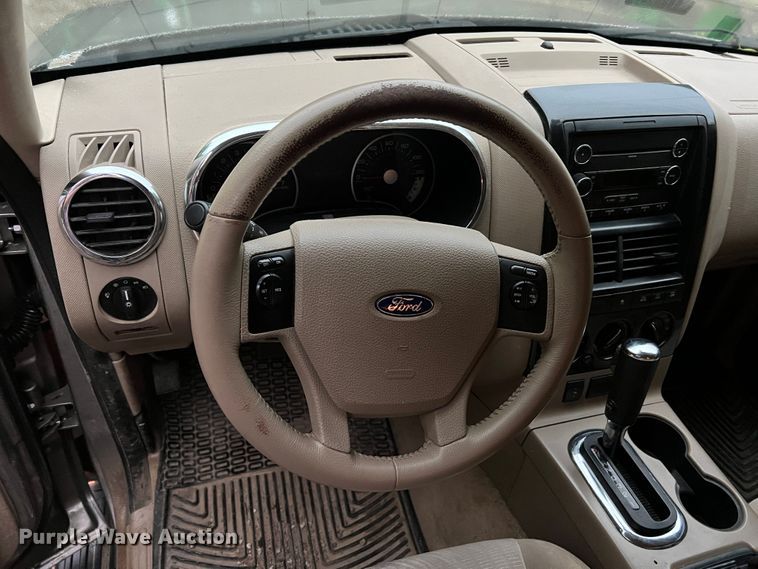 image for item KD9013 2008 Ford Explorer  SUV