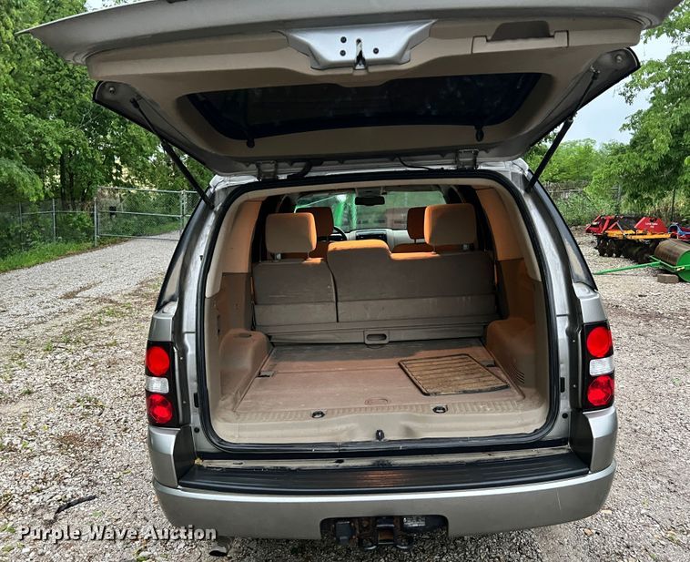 image for item KD9013 2008 Ford Explorer  SUV