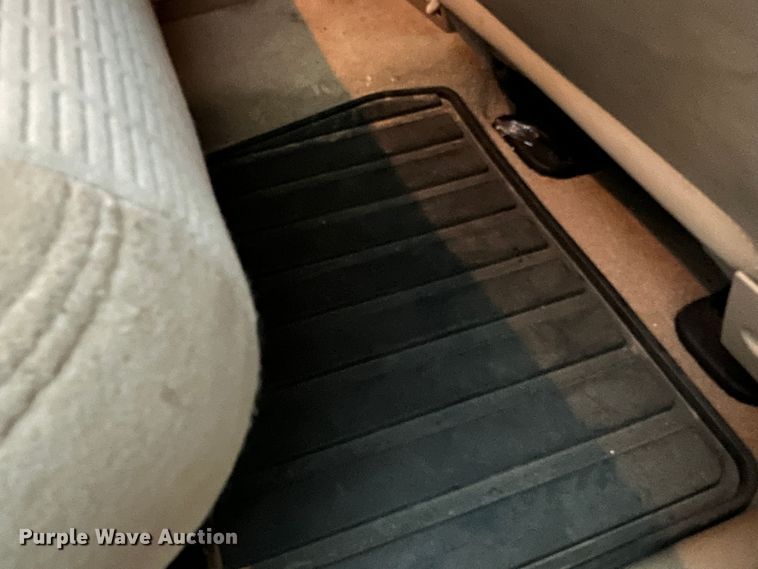 image for item KD9013 2008 Ford Explorer  SUV