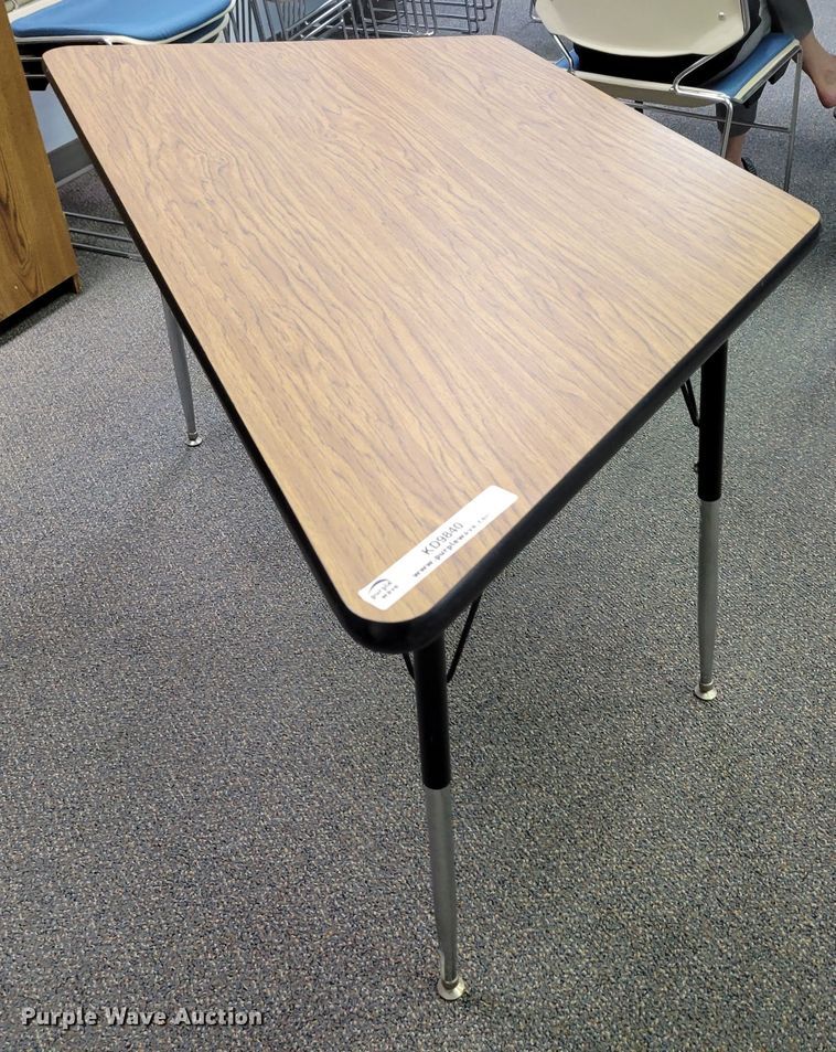 image for item KD9840 Table