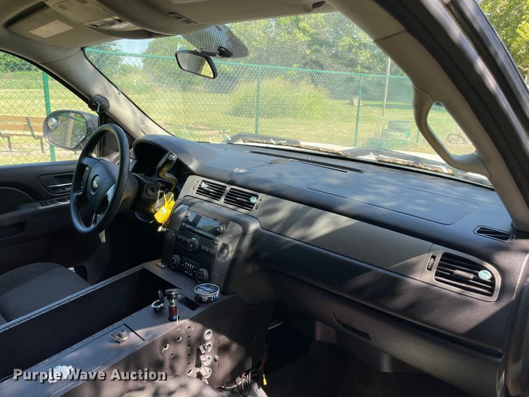 image for item KJ9775 2012 Chevrolet Tahoe Police  SUV