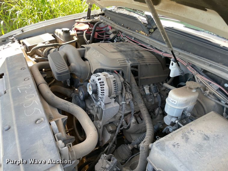 image for item KJ9775 2012 Chevrolet Tahoe Police  SUV