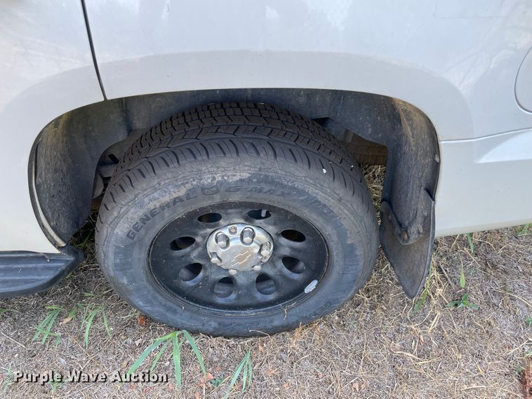 image for item KJ9775 2012 Chevrolet Tahoe Police  SUV