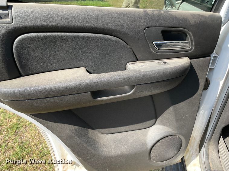 image for item KJ9777 2012 Chevrolet Tahoe Police  SUV