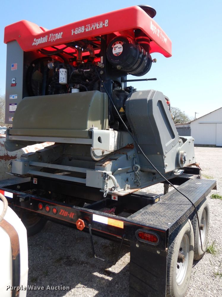 image for item KM9608 2009 Asphalt Zipper AZ550B  cold planer