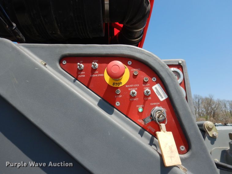 image for item KM9608 2009 Asphalt Zipper AZ550B  cold planer