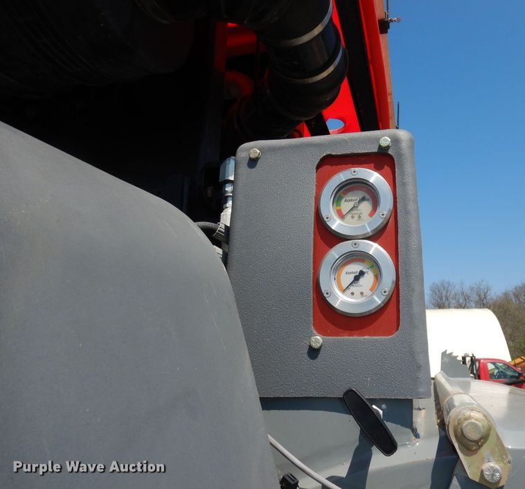 image for item KM9608 2009 Asphalt Zipper AZ550B  cold planer