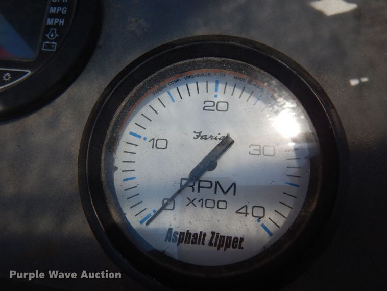 image for item KM9608 2009 Asphalt Zipper AZ550B  cold planer