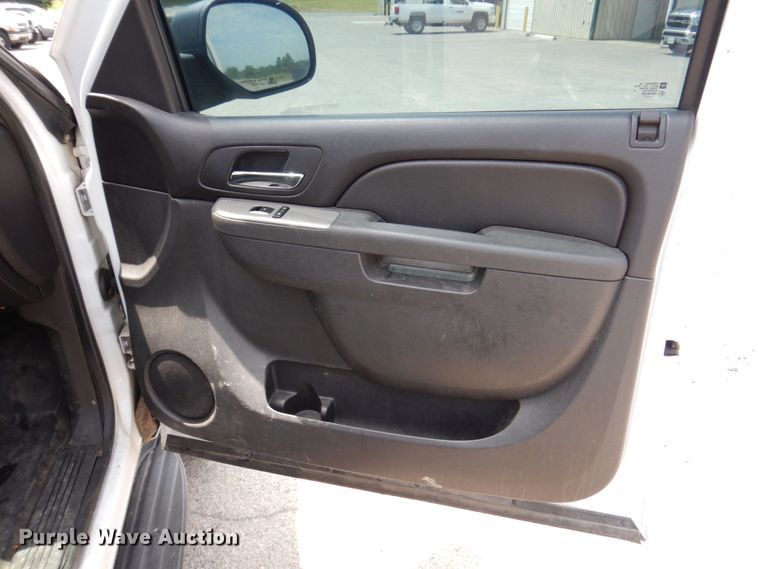 image for item KR9177 2012 Chevrolet Tahoe Police  SUV