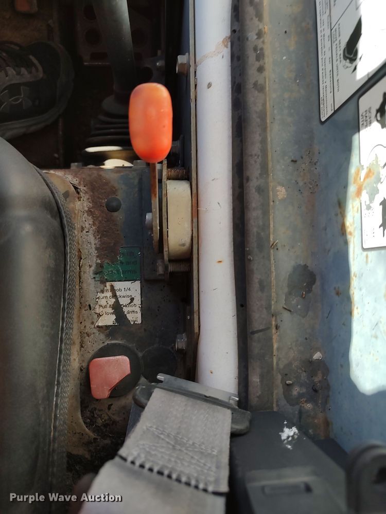 image for item KR9683 1998 Bobcat 863  skid steer loader