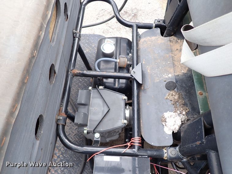 image for item KR9687 2000 Kawasaki Mule  utility vehicle