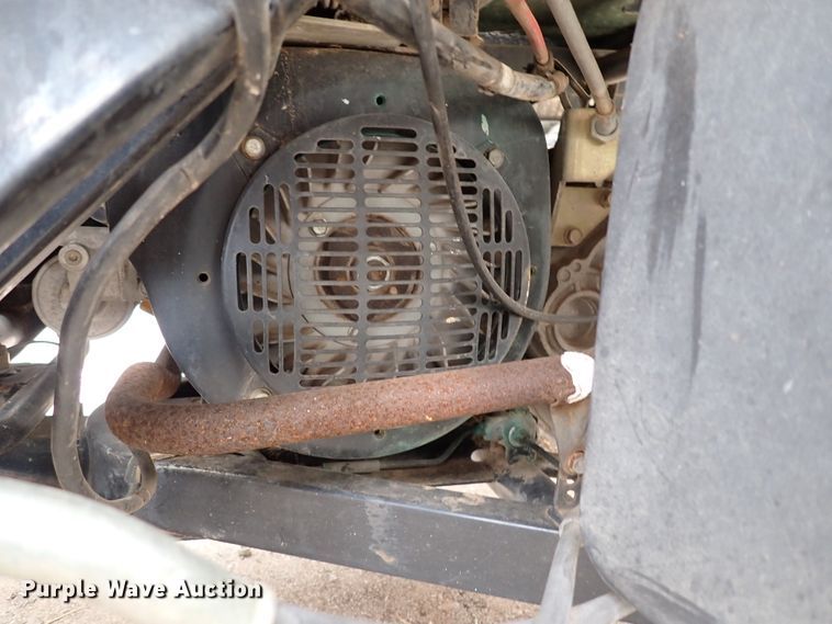 image for item KR9687 2000 Kawasaki Mule  utility vehicle