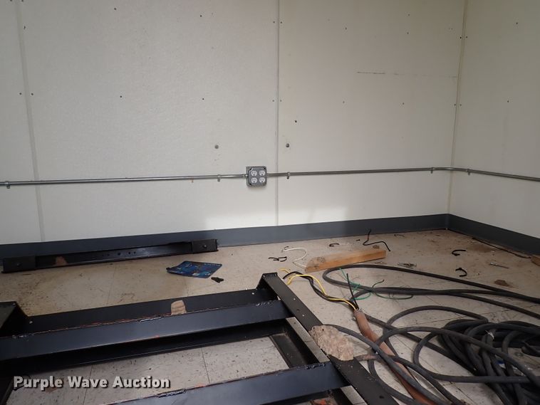 image for item KR9691 Enclosed cargo trailer