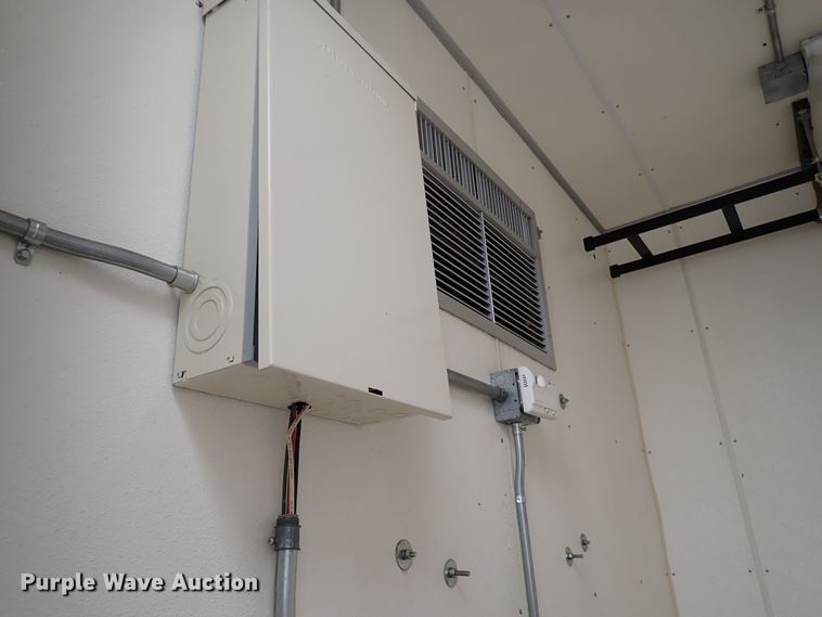 image for item KR9691 Enclosed cargo trailer