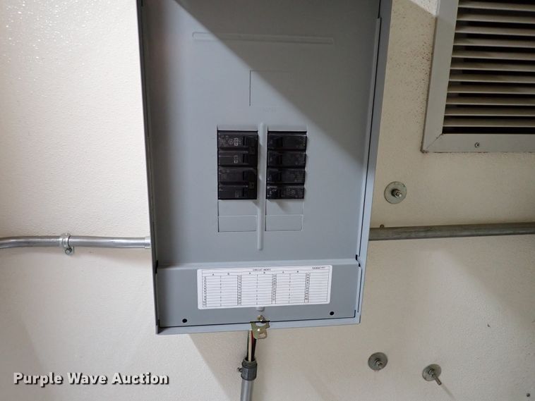 image for item KR9691 Enclosed cargo trailer