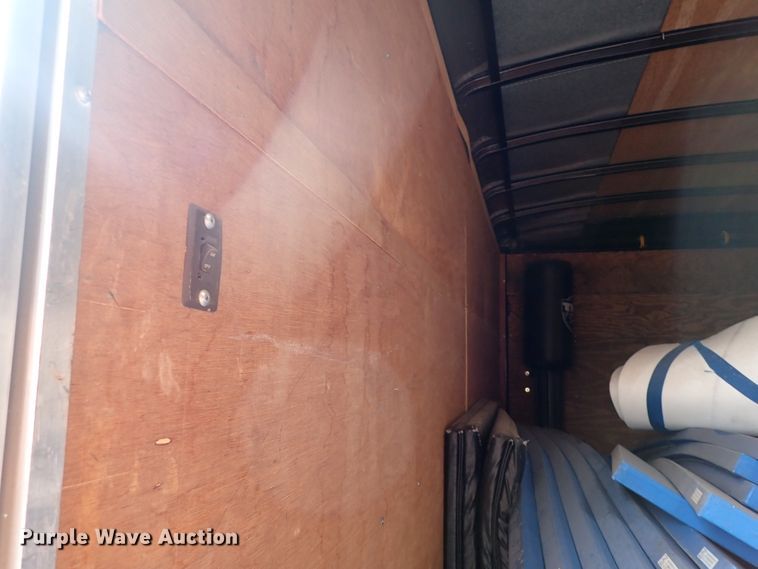 image for item KR9692 2007 Interstate I10218TA3  enclosed cargo trailer