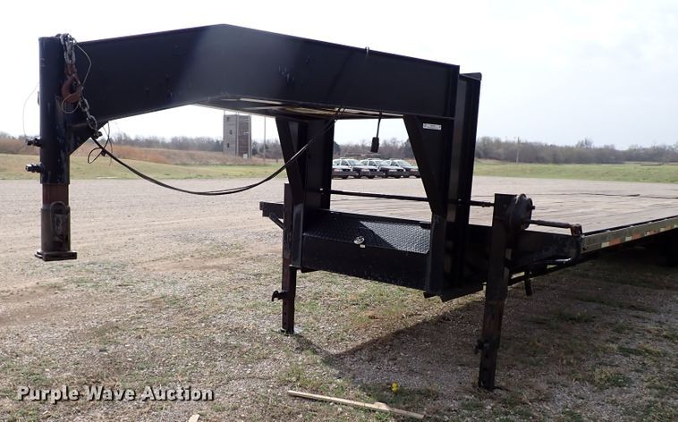 image for item KR9702 2007 Progressive Trailers  equipment trailer