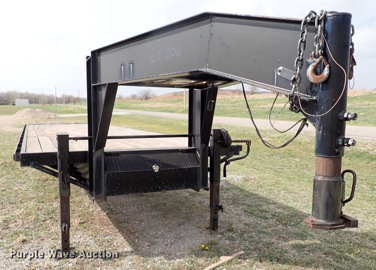 image for item KR9702 2007 Progressive Trailers  equipment trailer