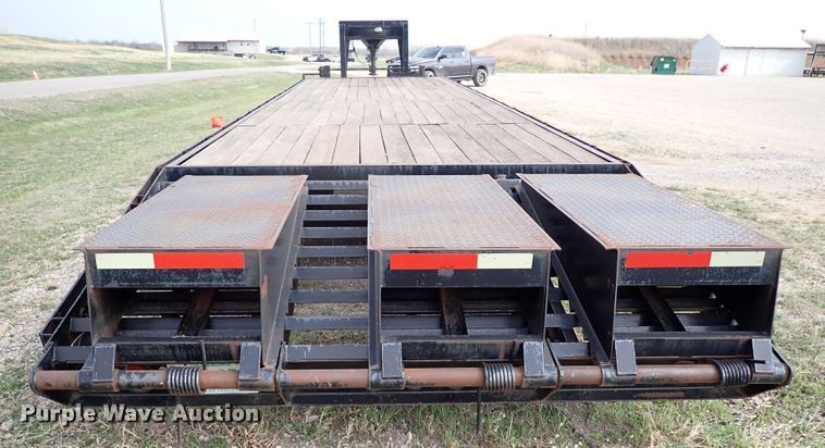image for item KR9702 2007 Progressive Trailers  equipment trailer