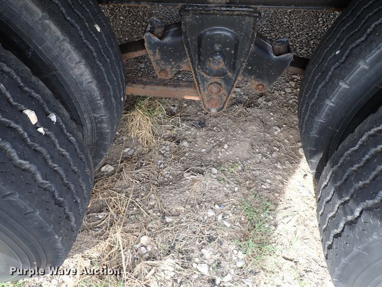 image for item KR9702 2007 Progressive Trailers  equipment trailer