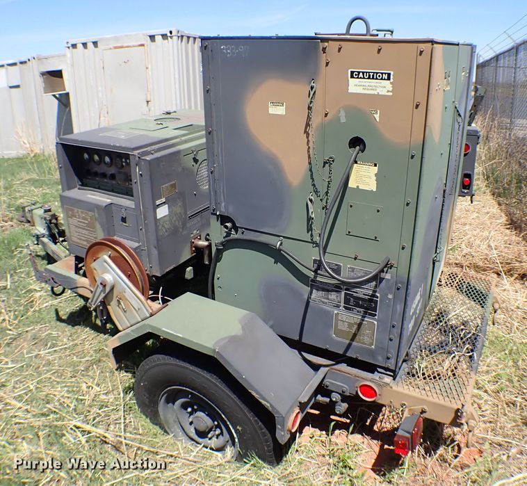 image for item KR9707 1995 US Military MEP701A  generator