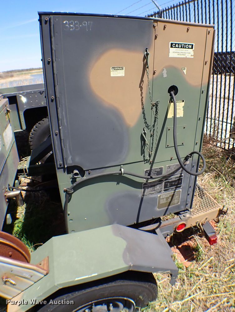 image for item KR9707 1995 US Military MEP701A  generator