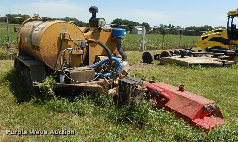 image for item KS9746 Rosco RA2000  pot hole patcher