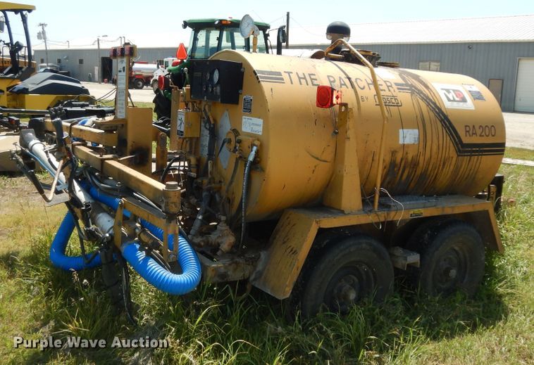 image for item KS9746 Rosco RA2000  pot hole patcher