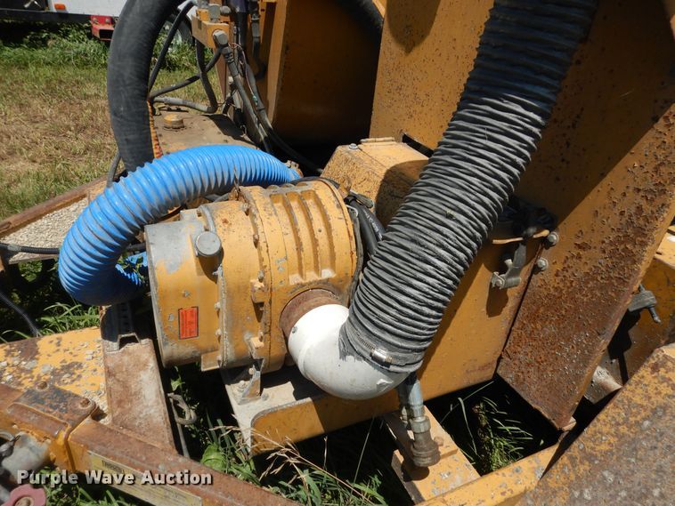 image for item KS9746 Rosco RA2000  pot hole patcher