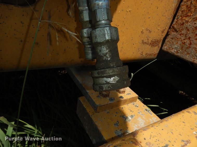 image for item KS9746 Rosco RA2000  pot hole patcher