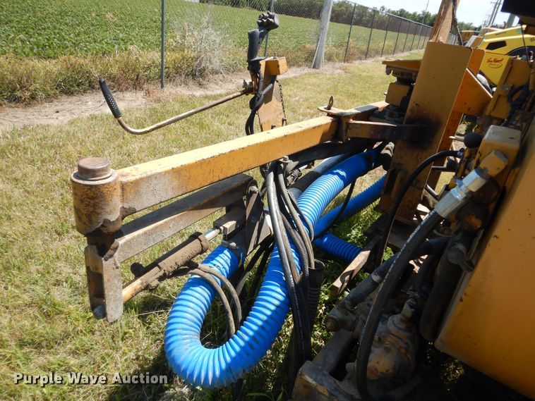 image for item KS9746 Rosco RA2000  pot hole patcher