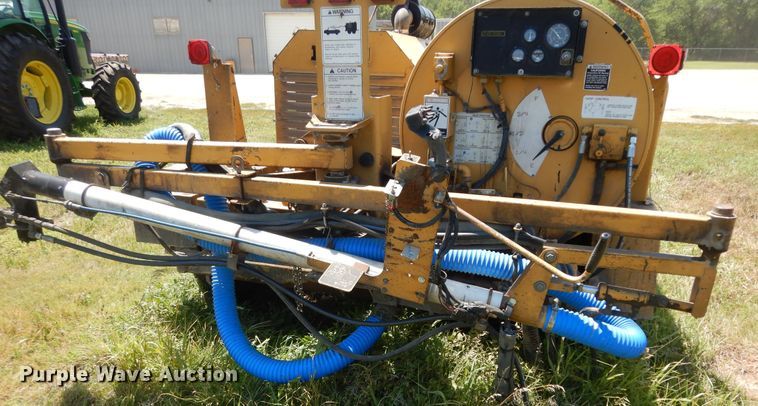 image for item KS9746 Rosco RA2000  pot hole patcher