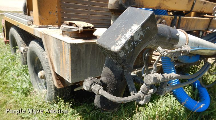 image for item KS9746 Rosco RA2000  pot hole patcher