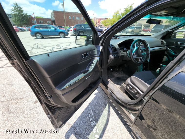 image for item KT9865 2014 Ford Explorer Police Interceptor  SUV