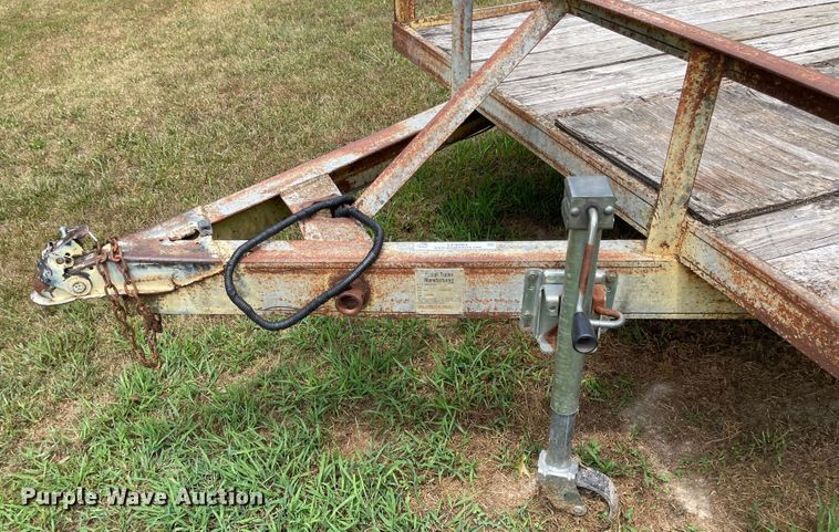 image for item LF9203 1993 Kodiak  utility trailer