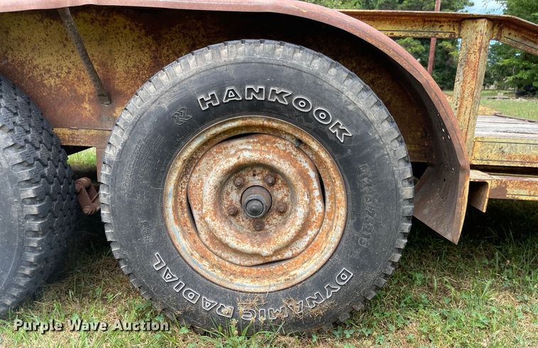 image for item LF9203 1993 Kodiak  utility trailer