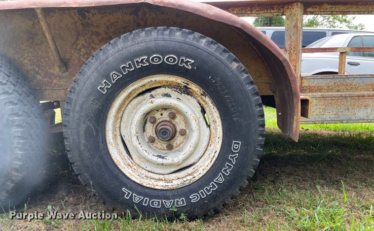 image for item LF9203 1993 Kodiak  utility trailer