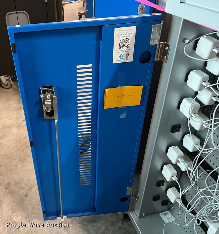 image for item LI9325 Electronics charging equipment