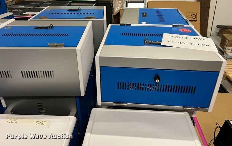 image for item LI9327 Electronics charging equipment