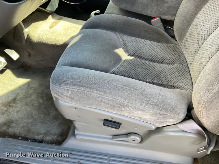 image for item LI9350 2006 Chevrolet Suburban  SUV