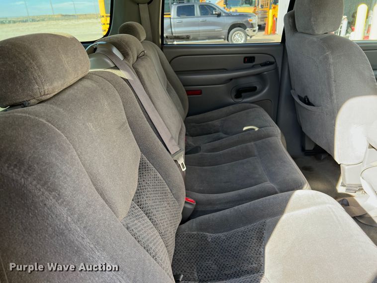 image for item LI9350 2006 Chevrolet Suburban  SUV