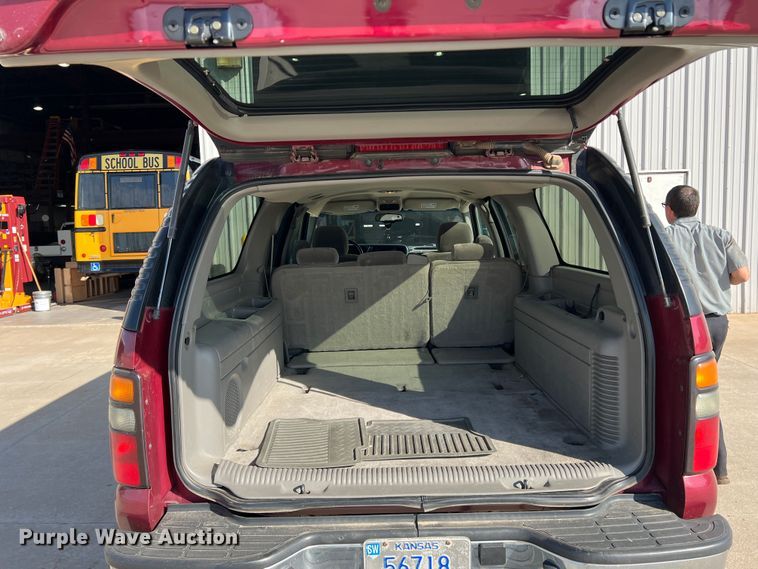 image for item LI9350 2006 Chevrolet Suburban  SUV