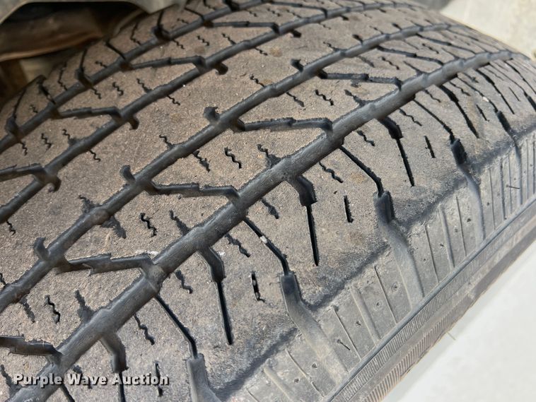 image for item LI9350 2006 Chevrolet Suburban  SUV